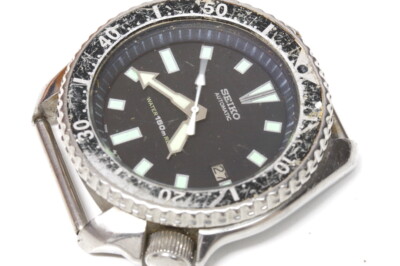 Seiko Diver 7002-700A automatic watch runs/stops, for repairs or for parts-15345