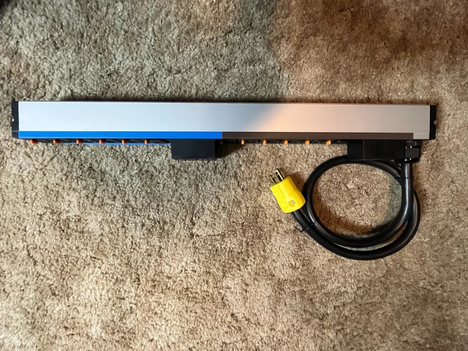Legrand PDU POWER STRIP 646885 12 Outlet 240V 24A BTC MINING CRYPTO CURRENCY - Image 4 of 4