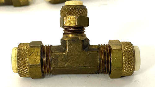 IMPERIAL BRASS UNION COMPRESSION TEE CONNECTOR SIZE-A. 3/8 B. 1/2 X 1/2 OAL-2" - Picture 4 of 6