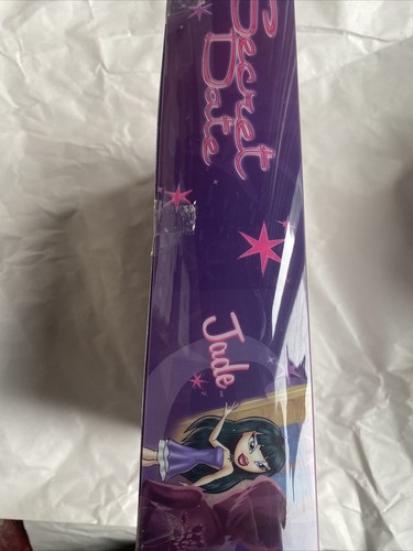 MGA BRATZ & BRATZ BOYZ FECHA SECRETA JADE VESTIDA MUÑECA DE MODA NUEVA COMPLETA NUEVA EN CAJA - Imagen 6 de 12