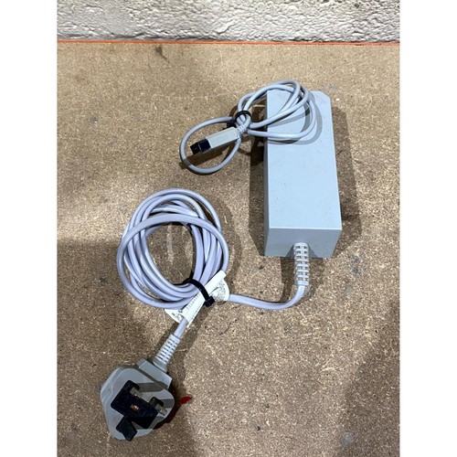 Nintendo Wii RVL-001(EUR) Video Gaming Console White AV/USB Ports w/ Accessories - Picture 11 of 15