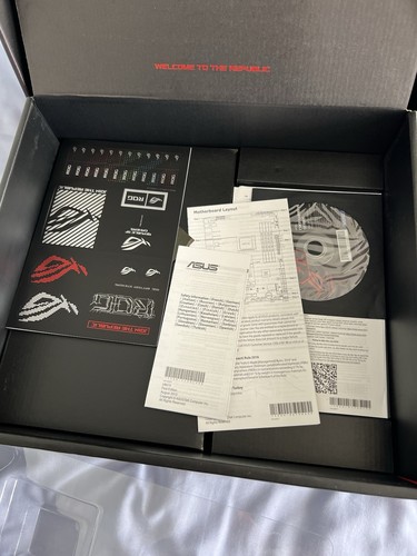 ASUS Rog Crosshair VIII Formula Motherboard - Photo 6/11
