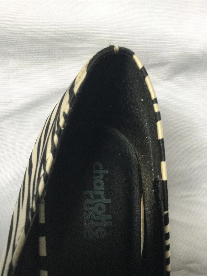 Charlotte Russe Zebra Print Platform 5” Heels Sz 8 - Image 3 of 4