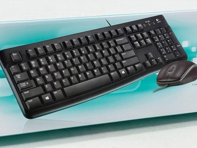 Logitech MK120 Wired Keyboard and Mouse Combo (New)