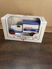 Ertl 1931 Delivery Truck Bank True Value Hardware New