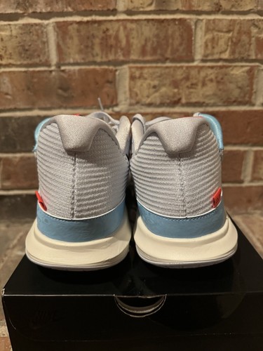 New 14 Nike Kyrie Low 5 Basketball Shoes Blue Chill Football Grey DJ6012-003 Men - Picture 5 of 7