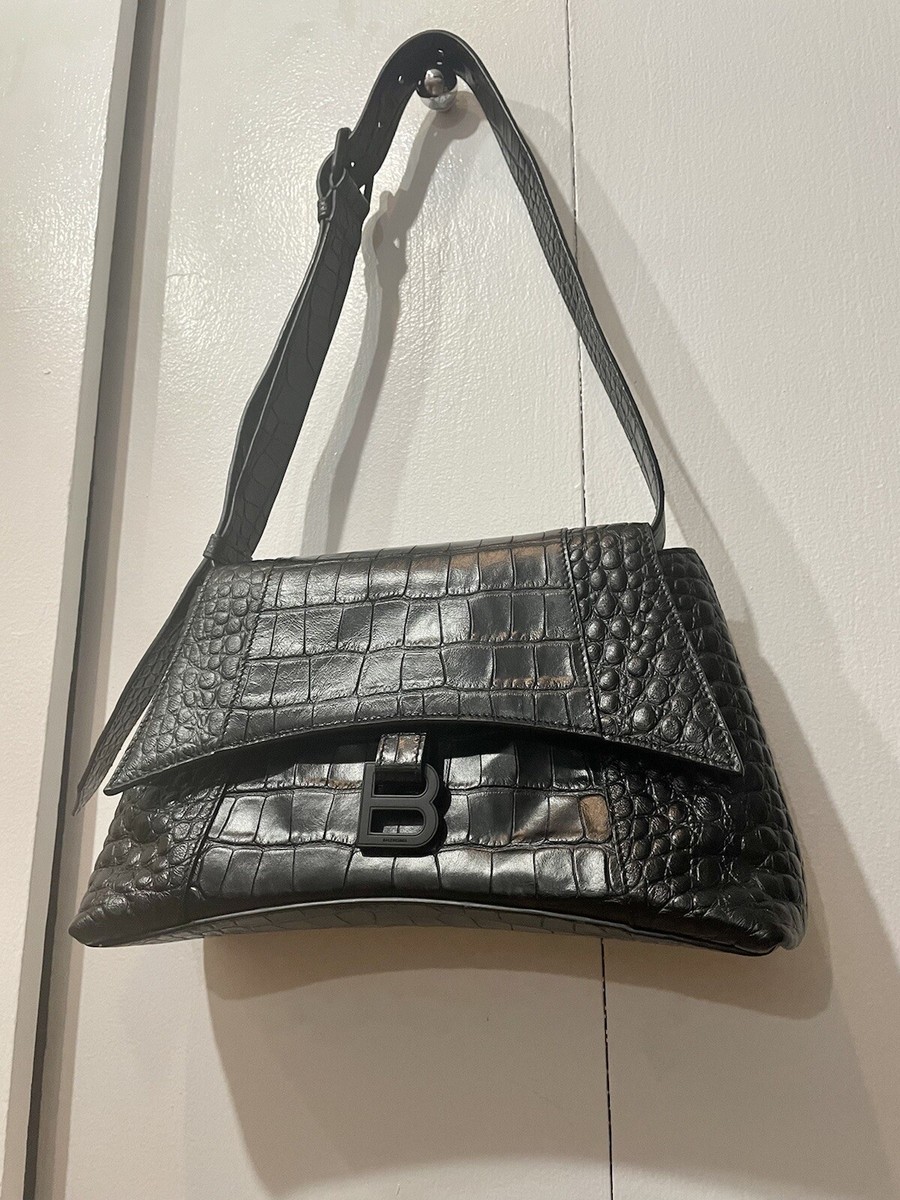 Balenciaga Downtown Magnetic Closure Shoulder Bag Small Balenciaga Downtown Magnetic Closure Shoulder Bag Small