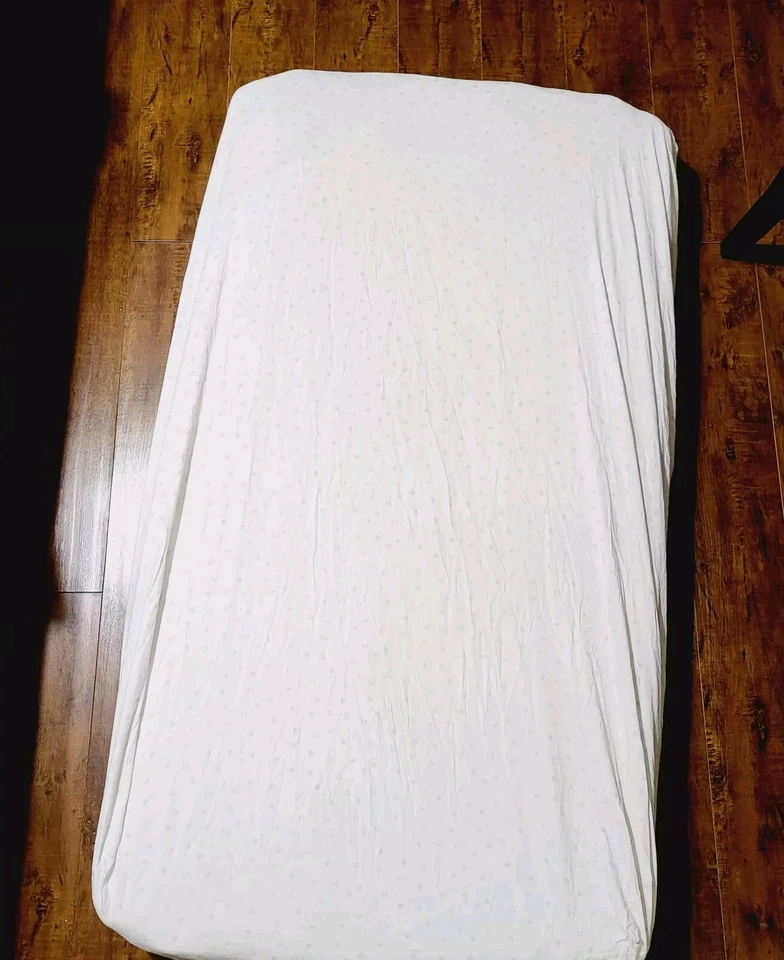 Sábana bajera ajustada de algodón estrellas de 1 pieza para bebé niño pequeño Foto 3 de 4