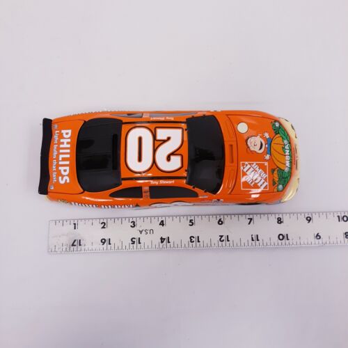 Tony Stewart #20 Peanuts Great Pumpkin 2002 Grand Prix Home Depot 1:24 Diecast - Picture 8 of 12