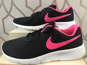 nike tanjun junior pink