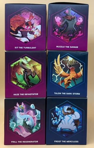 Unstable Games Casting Shadows Spiel + 12 Vinylfiguren + Ice Storm Erweiterung - Bild 6 von 7