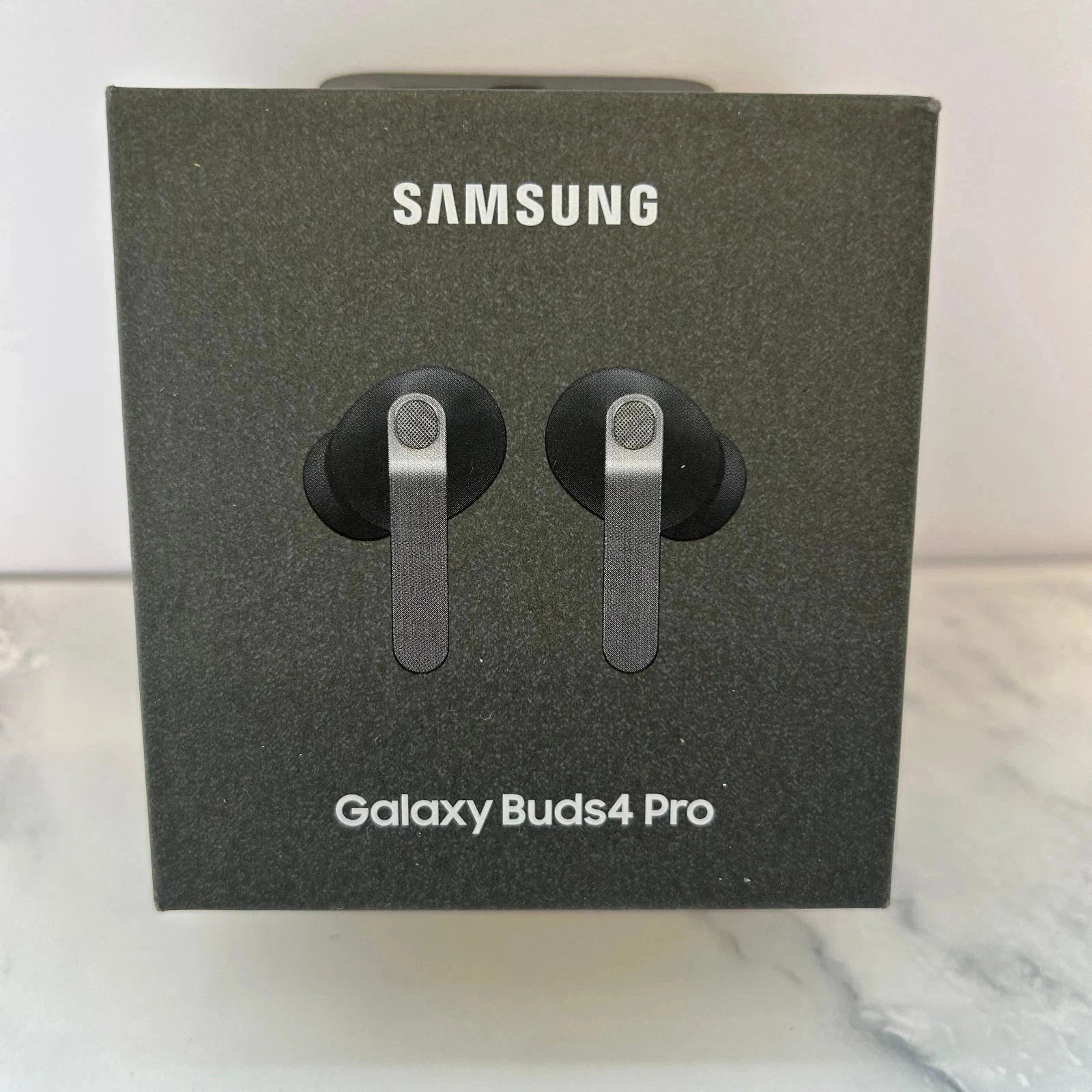 Samsung Galaxy Buds 4 Pro Wireless Earbuds ANC Bluetooth Noise Cancelling-Black. alternate view 2