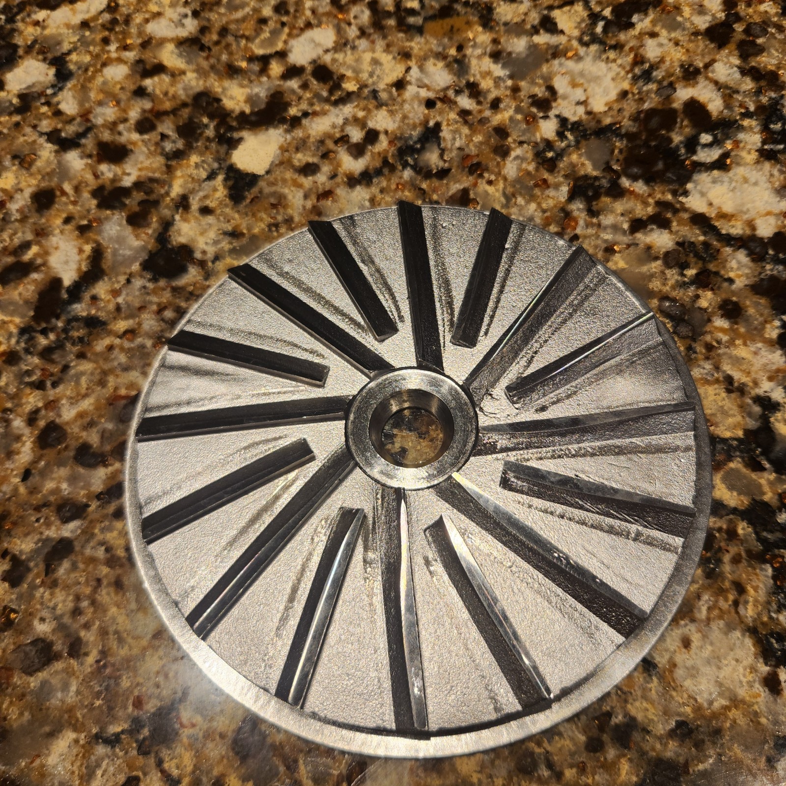 Nutrifaster N450 Commercial Fruit and Vegetable Juicer/ Very Clean w/ New Blade 