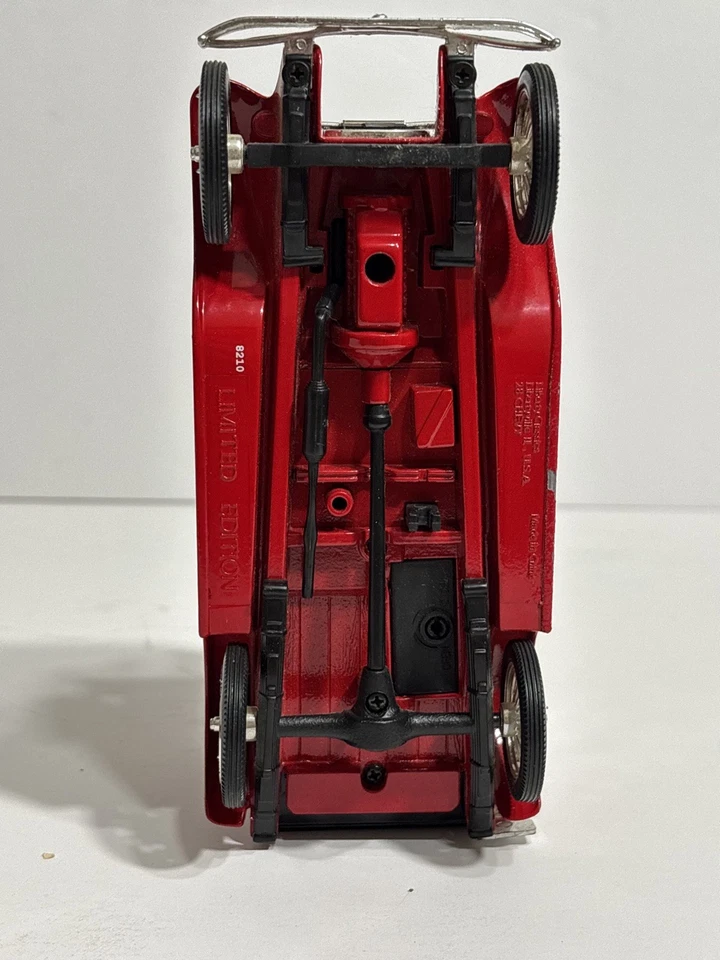 Liberty Classics 1928 Chevy Panel Can Craftsman Tools Truck Bank - Image 2 of 4