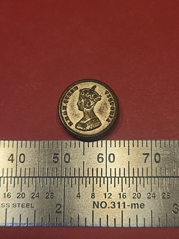 Queen's Scent Box Victoria Mini Coins 1848 Model Penny 1/4 Penny & 1/8 Farthing