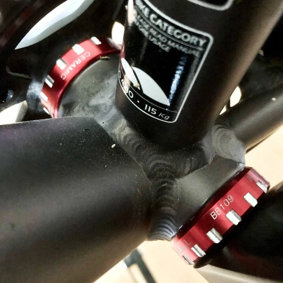 BSA Bottom Bracket 68mm 73 Thread Lock CERAMIC Bearing MTB Road Bike24mm 30 Axle - Image 3 of 4