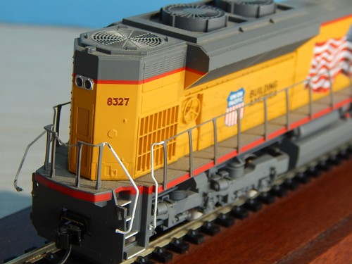 HO WALTHERS 910-19820 MAINLINE EMD SD70ACe UP #8327 Flag Logo DCC&Sound - Picture 7 of 17