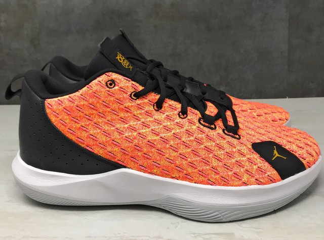 chris paul gold shoes