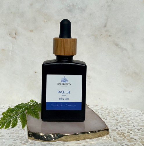 Face Oil - 30ml Silky Skin Totally Natural - Picture 3 of 3