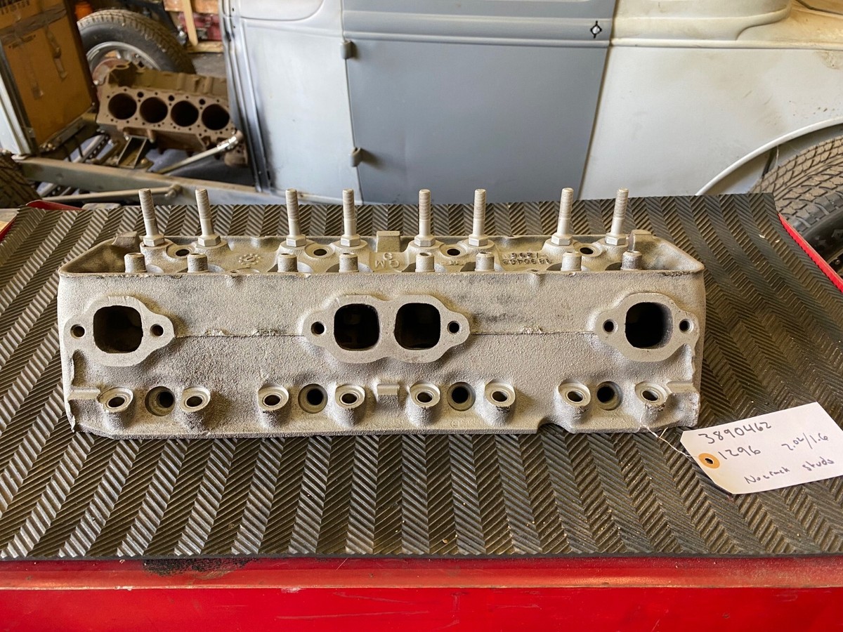 Chevrolet 1967 Camel Hump Heads Z28 Nova Camaro 3890462 for