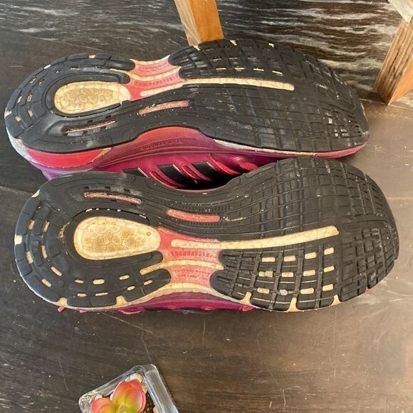 ADIDAS Sequence Boost Supernova Pink Running Work… - image 7