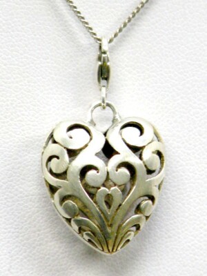1980s Sterling Silver 925 Breakthrough Lobster Clasp Heart Pendant
