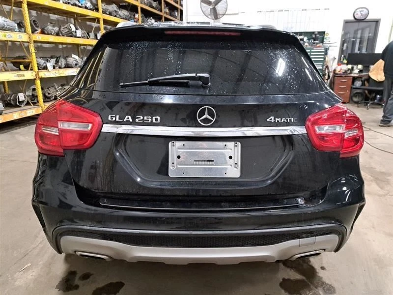 Cilindro maestro de freno 2015 Gla250 Sku#4022743 Foto 3 de 4