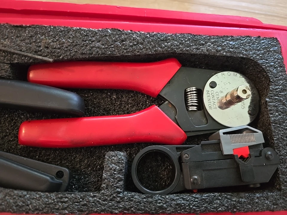 Trompetero ISO 9001 TK-1 Coaxial Conector BNC Herramienta de Crimpado CT4L y Extractor Extras Foto 3 de 4