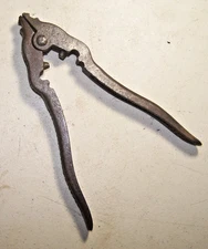 IXL Chain Pliers Malleable Iron Patented O.P. Schriver CO. CIN.O.1320547