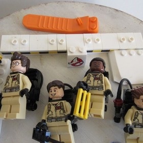 vtg Lego 2014 Ghostbusters 21108 Partially Assembled Car Figures &  loose pieces