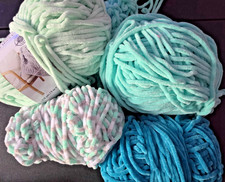 Loops & Threads SWEET SNUGGLES LITE partial s...