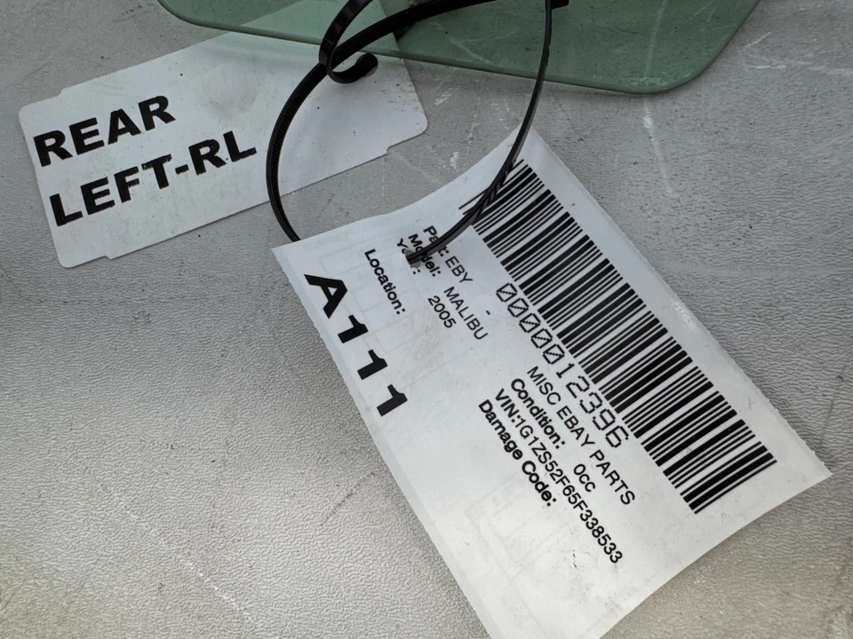 04-08 Chevrolet Malibu conductor/lado izquierdo puerta trasera ventana de vidrio Foto 4 de 4