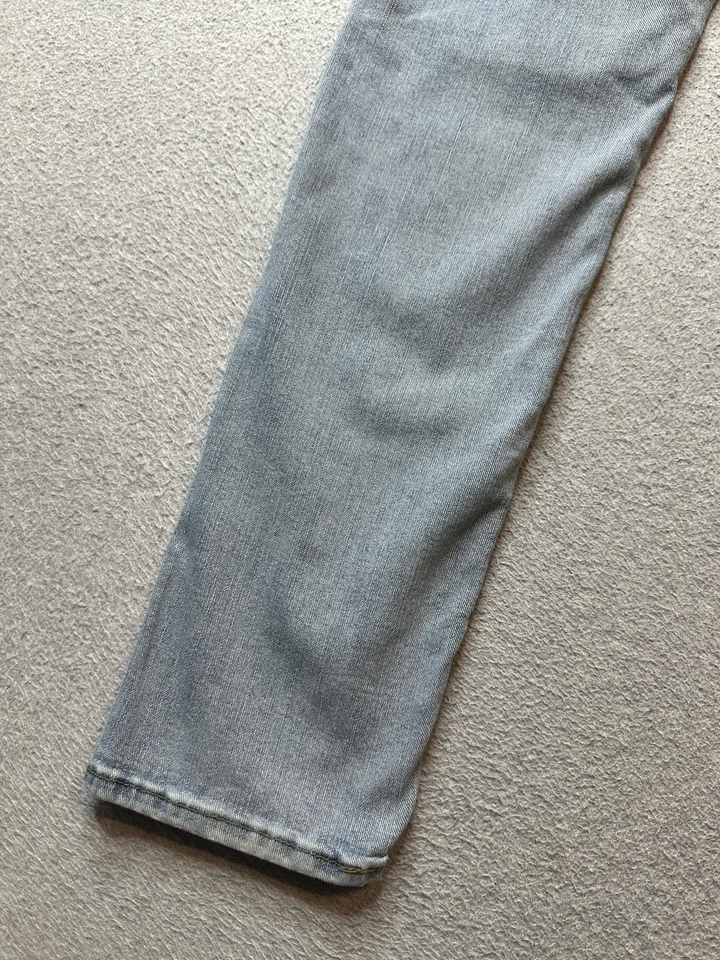 Pantalones de mezclilla Denizen From Levis para hombre 32x32 (31x30) lavado claro 216 calce ajustado Foto 2 de 4