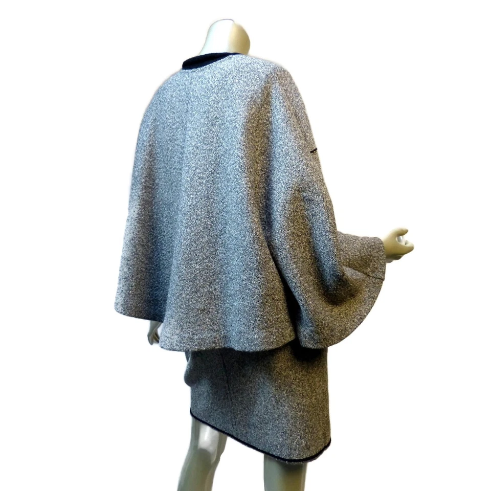 Poncho de Colección Traje Con Capa Talla Pequeña Negro Blanco Tweed Patrón Artístico Vawill Mills Foto 4 de 4