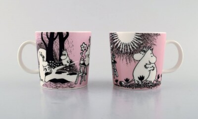 ARABIA FINLAND ムーミン Arabia, Finland. Two cups in porcelain with motifs from 