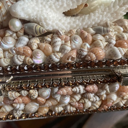 Isabella Adams Crystal Starfish Coral & Seashell Keepsake Jewelry Shell Box - Picture 10 of 10