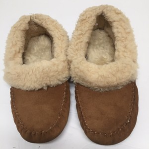 bearpaw slip ons