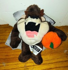 Warner Bros Looney Tunes Taz Vampire Bat Pumpkin Halloween Stuffed Plush 5  