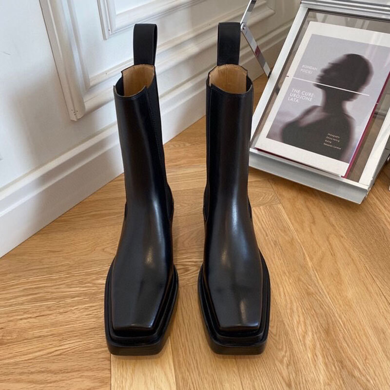 ショートブーツ・ブーティ BOTTEGA VENETA  Square Toe Ankle Boots Bottega Veneta Lewis Leather Square-Toe Ankle Boots
