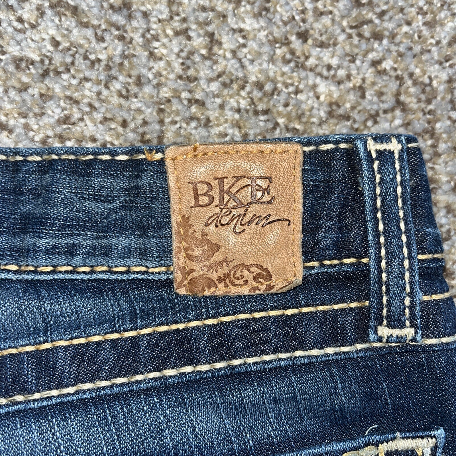Womens BKE Buckle Star Flare Stretch Jeans  Size 27x31.5 Actual 27 X 29.5 - View 15