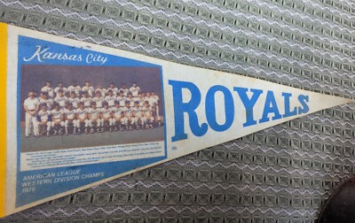 Old Vintage 1976 KANSAS CITY ROYALS TEAM PHOTO MLB BASEBALL PENNANT GEORGE BRETT