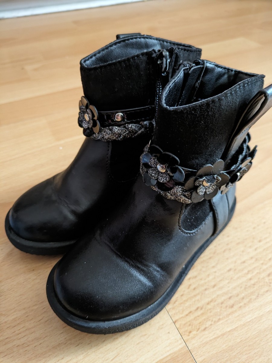 Girls black boots with detailing child size UK