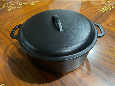 Amazon Basics Pre-Seasoned Cast Iron Dutch Oven Two Handles with Lid  7-Quart Pot