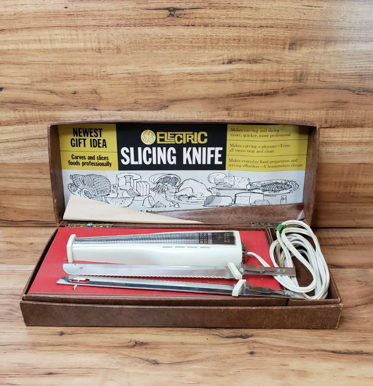 VTG General Electric EK1 Electric Slicing Knife With Case 1963 TESTED