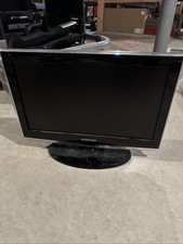 Samsung 19  LN19D450G1D HDMI 720p LCD TV LN19D450 No Remote