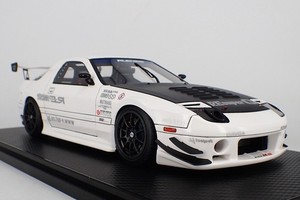 Ignition Model 1:18 RX-7 FC3S RE Amemiya