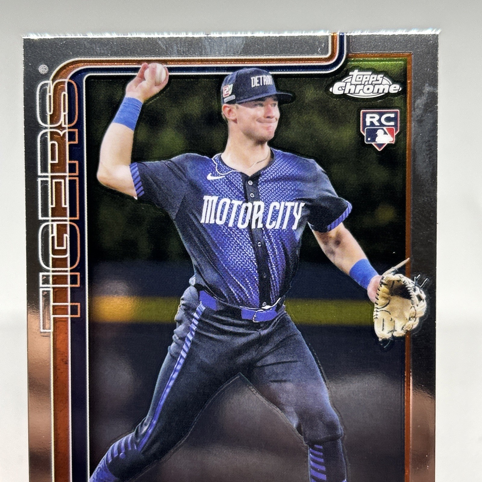 2025 Topps Chrome - Trey Sweeney #6 (RC) Detroit Tigers B484