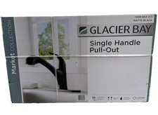 Glacier Bay Market Single-Handle Pull-Out Sprayer Kitchen Faucet in Matte Black