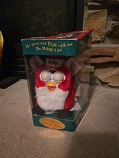 Furby Christmas Santa Special Limited Edition 1999 Tiger 70-885