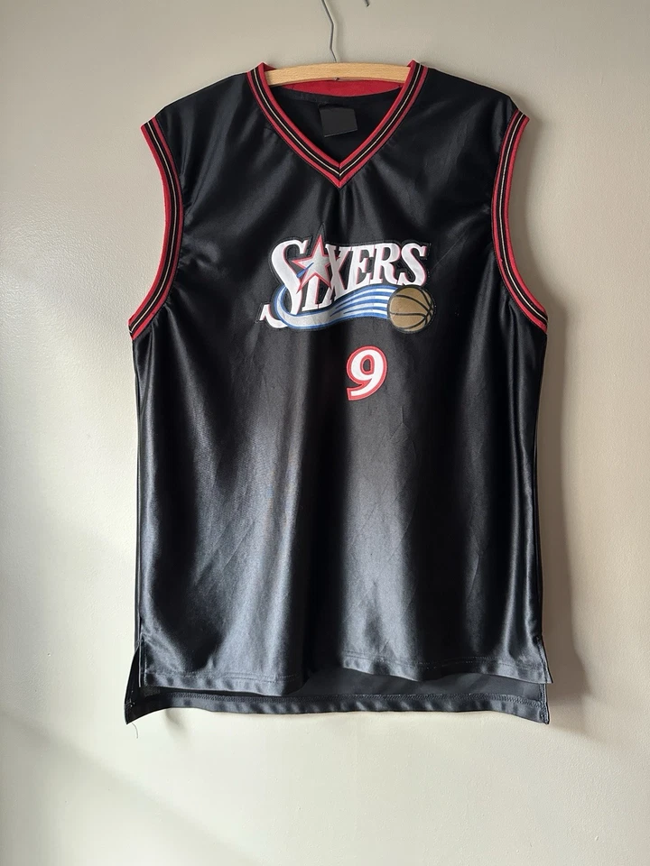 Camiseta negra Philadelphia 76ers Sixers NBA Iguodala 9 GallantGifts.com COMO ESTÁ LEÍDA Foto 2 de 4